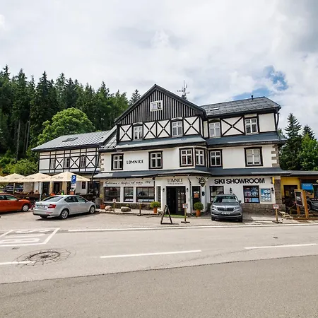 Lomnice Hotel